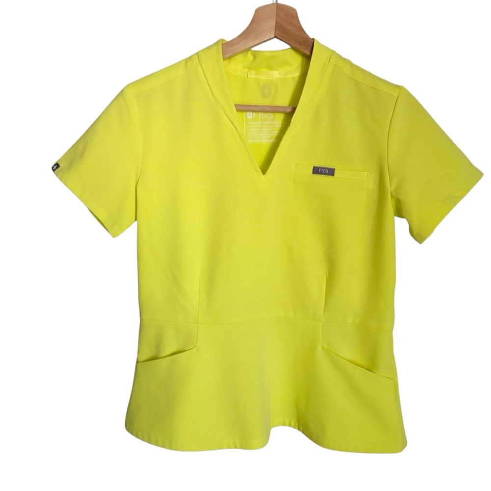 FIGS XS Vibrant yellow scrubs top